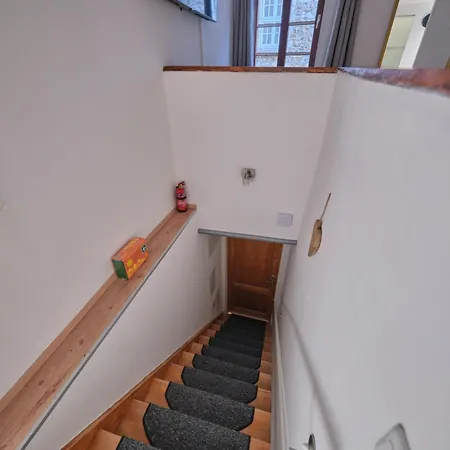 Historische Alte Muehle Direkt An Der Burg